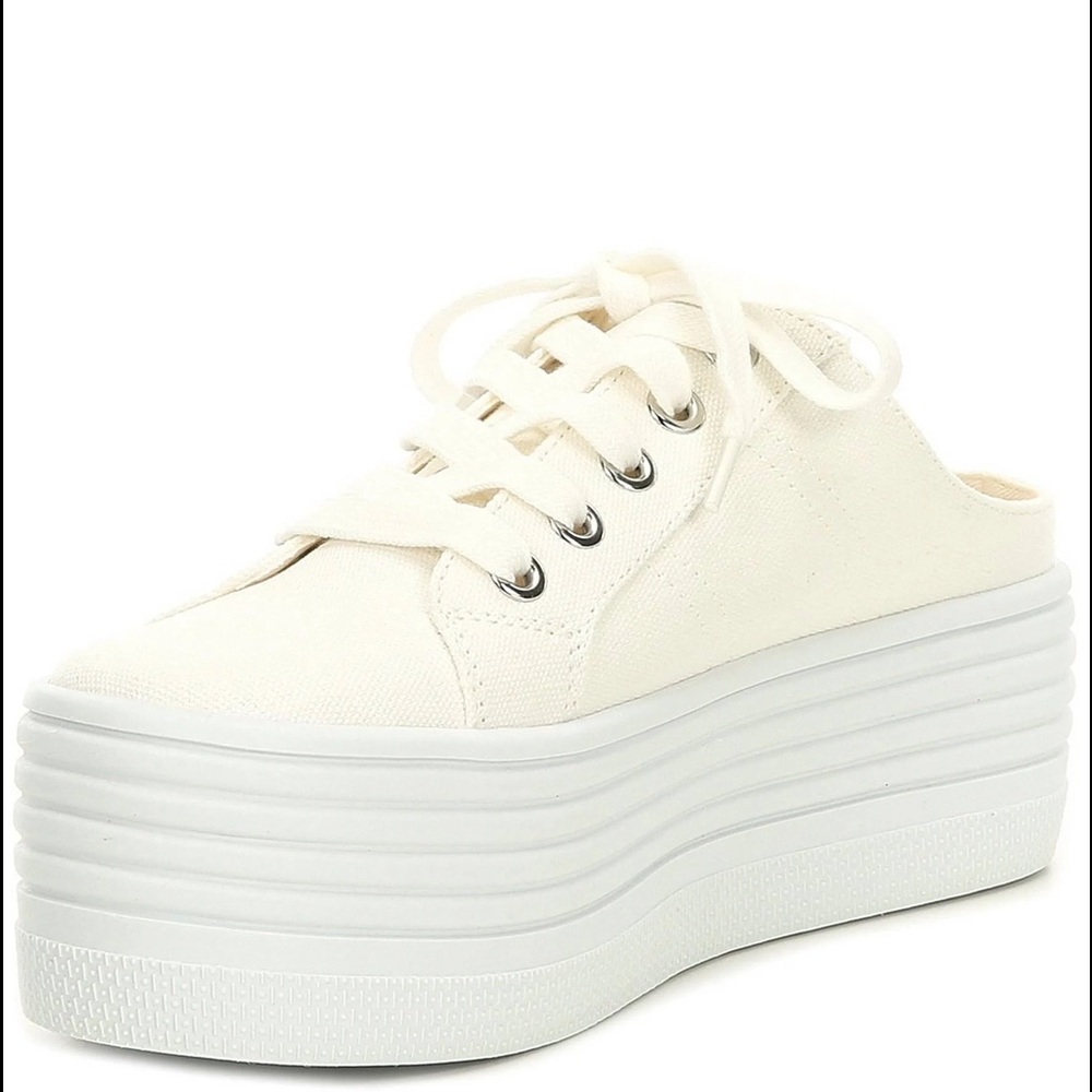 STEVE MADDEN 7.5 off white Benny platform sneaker slide